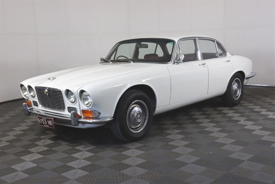 Jaguar XJ6 Import Automatic Sedan 