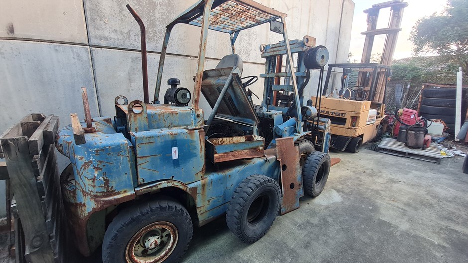 Unreserved Mechanical Workshop Equip & Construction