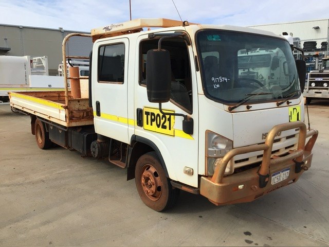 2008 Isuzu NPR Euro 4 4x2 Tray Body Truck