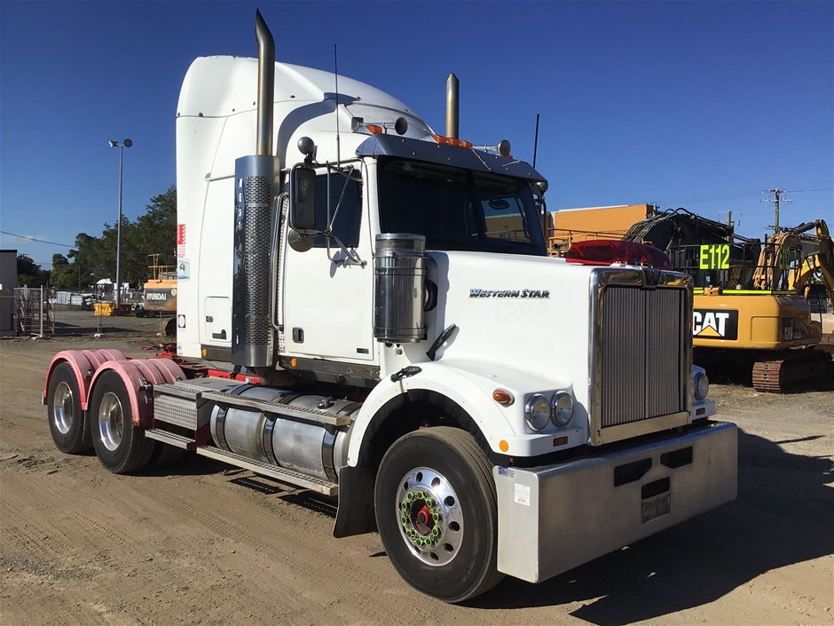 <p>2012 Western Star 4800FX 6 x 4 Prime Mover Truck</p>