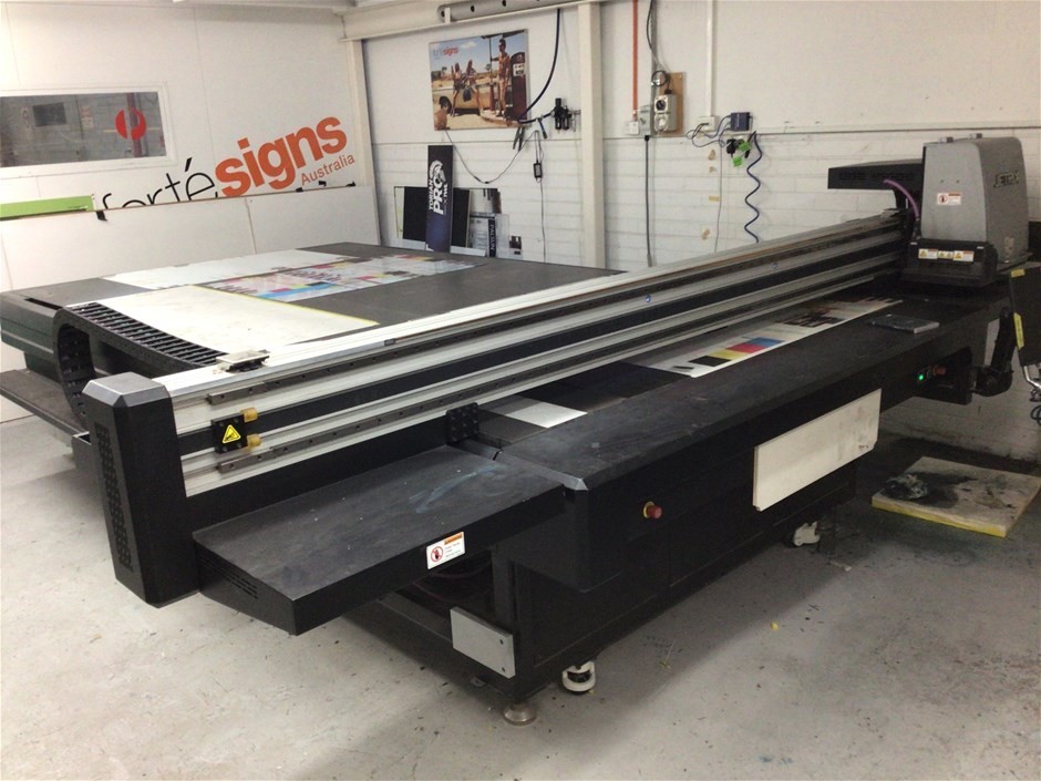 Sign Writing, Design, and Manufacturing Equipment