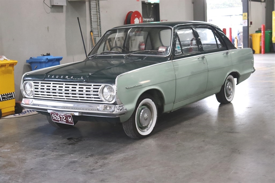 Vauxhall Victor FC 101 Super Manual Sedan 