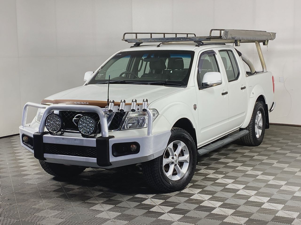 2012 Nissan Navara 4X4 ST D40 Turbo Diesel Manual Dual Cab