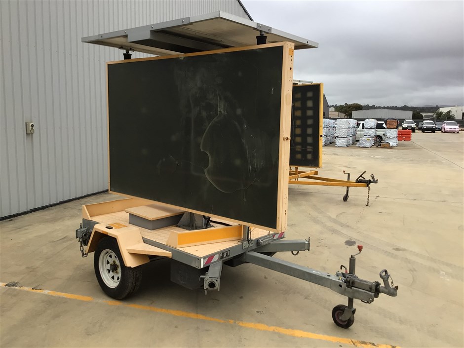 2010 Data Sign Data Sign10 Single Variable Message Sign Trailer Auction ...