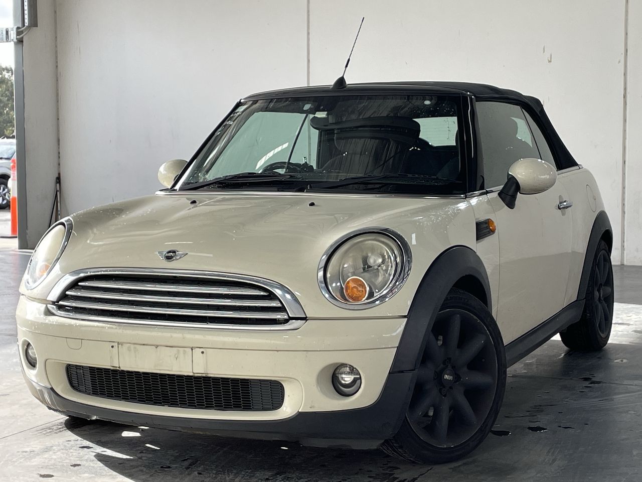 2010 Mini COOPER CABRIO R57 LCI Automatic Convertible Auction (0001 ...