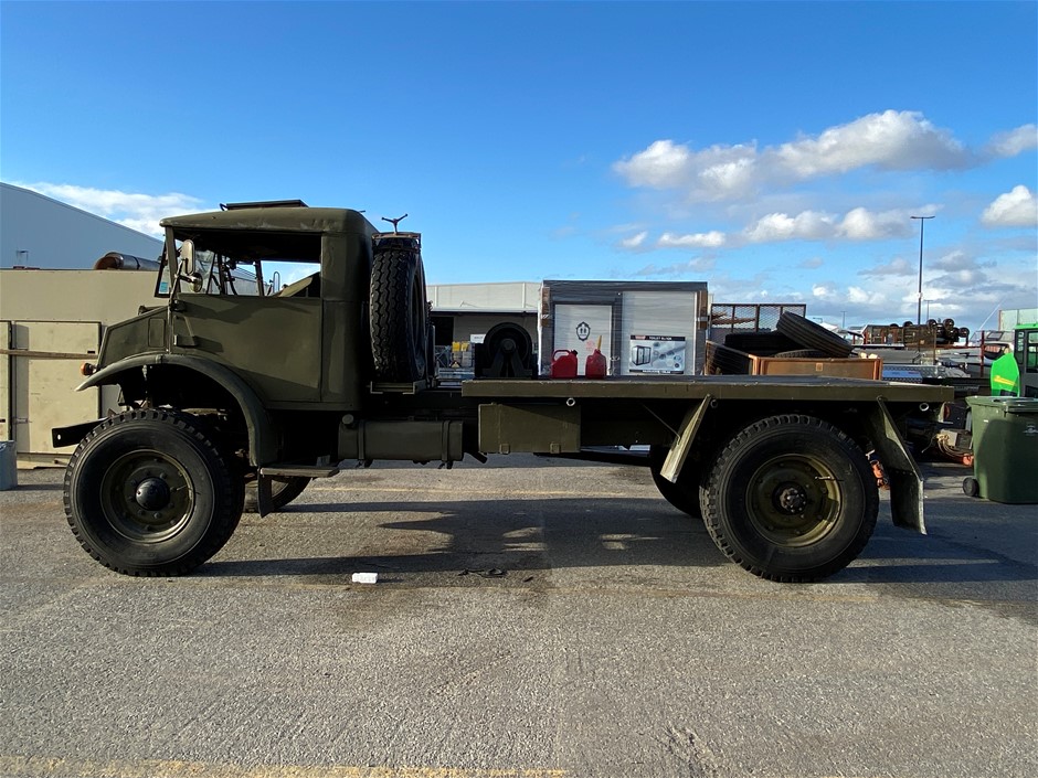 1943 Chevrolet Blitz 4x4 Petrol Tray Body Army Truck Auction (0001