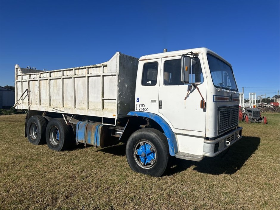 1978 International ACCO F1910B Tipper Truck Auction (0168-5053701 ...