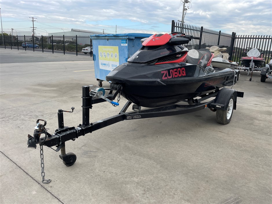 2010 SeaDoo RXTX Fiberglass Sit Down Jetski Auction (00017045568