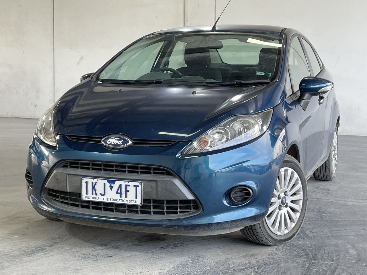 2010 Ford Fiesta LX WT Manual Sedan