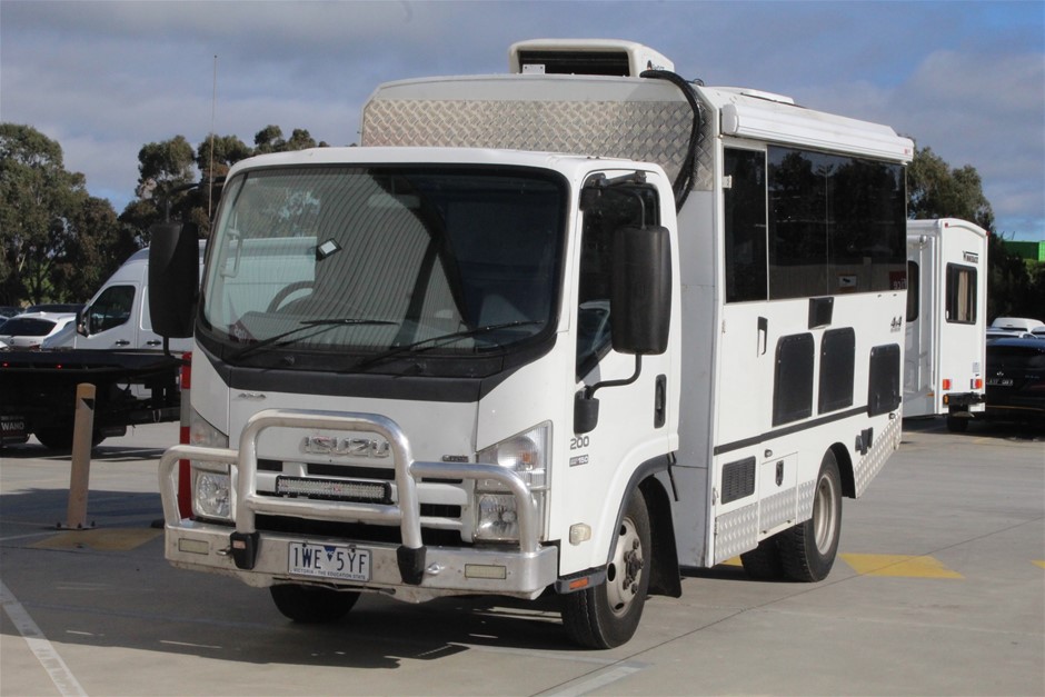 2010 ISUZU NLS MOTORHOME 