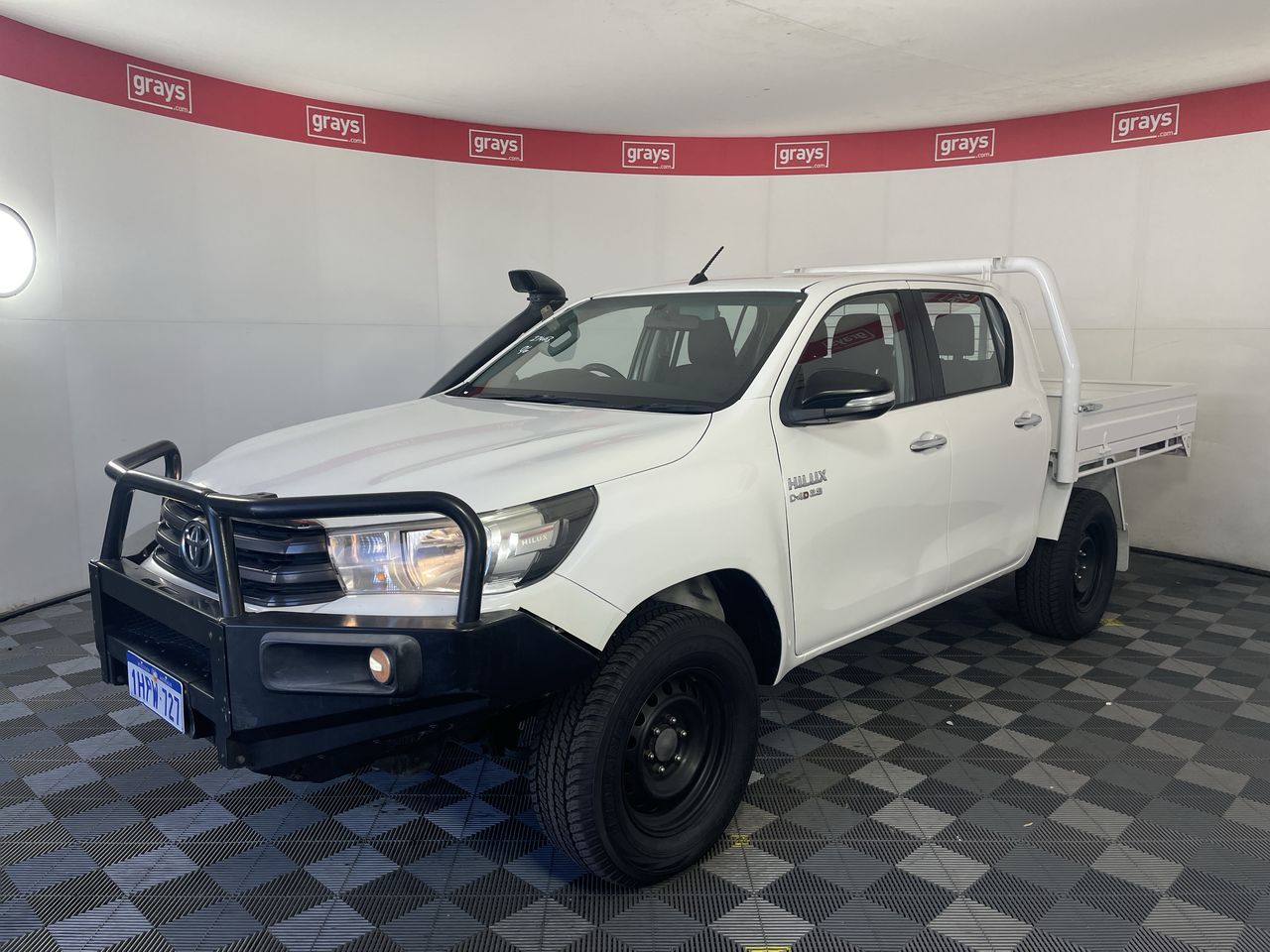 2016 Toyota Hilux 4x4 SR GUN126R Turbo Diesel Automatic Crew Cab ...