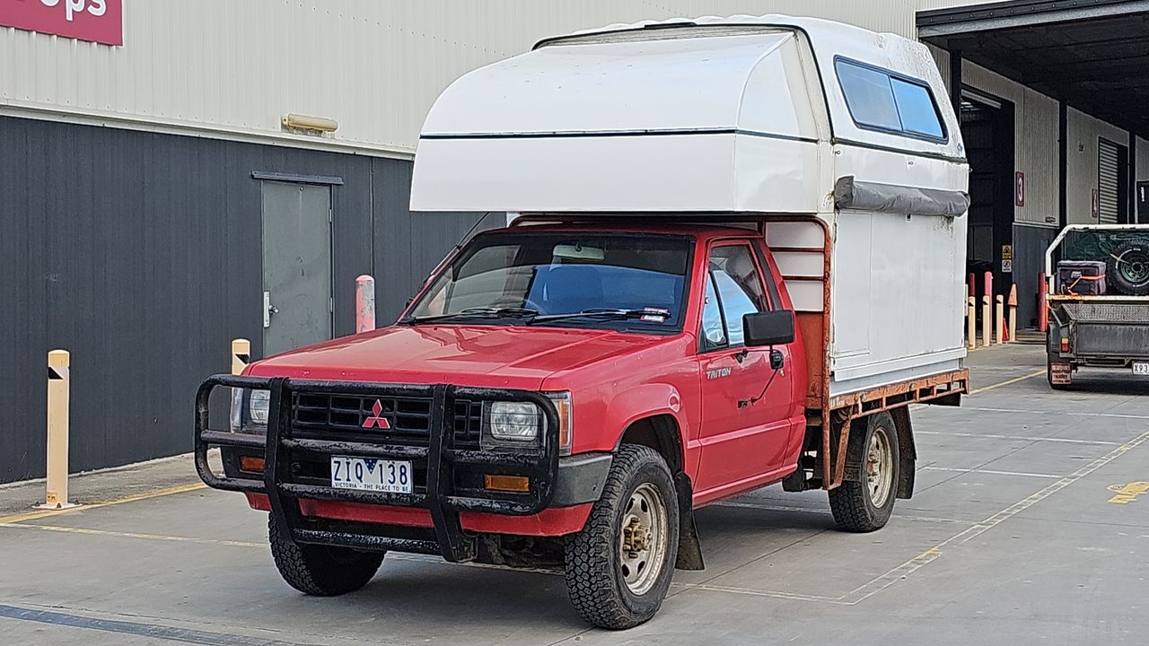 1989 Mitsubishi Triton Manual Single Cab Ute