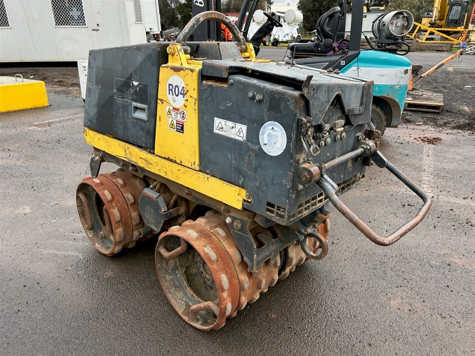 2006 Bomag Pad Foot Roller Auction (0009-3026221) | Grays Australia