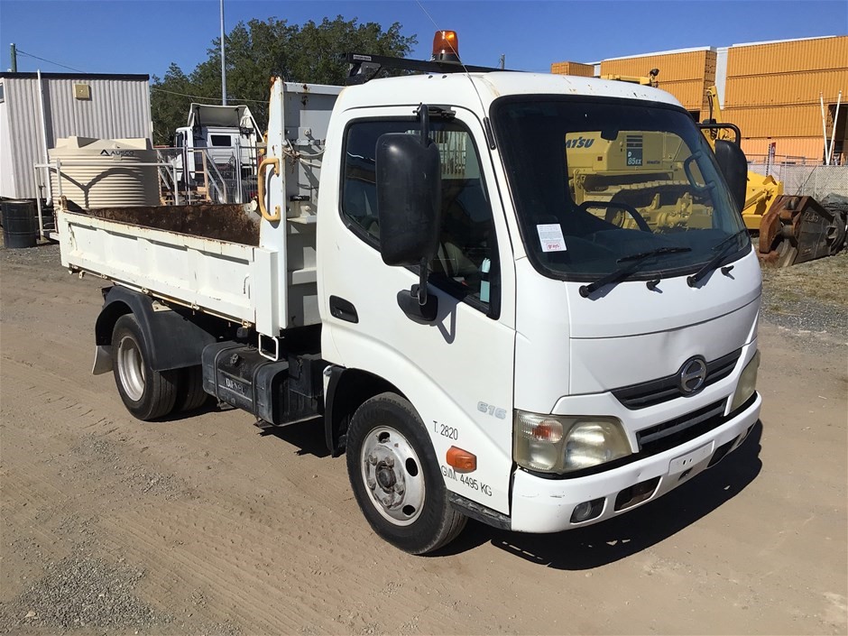 Unreserved Ex-Hire Excavation & Construction Equipment - QLD