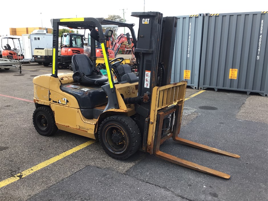 2019 Caterpillar DP30NT-C Counterbalance Forklift