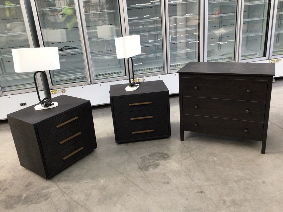 5 x Assorted Bedroom Furniture Units Auction (00103025995) Grays