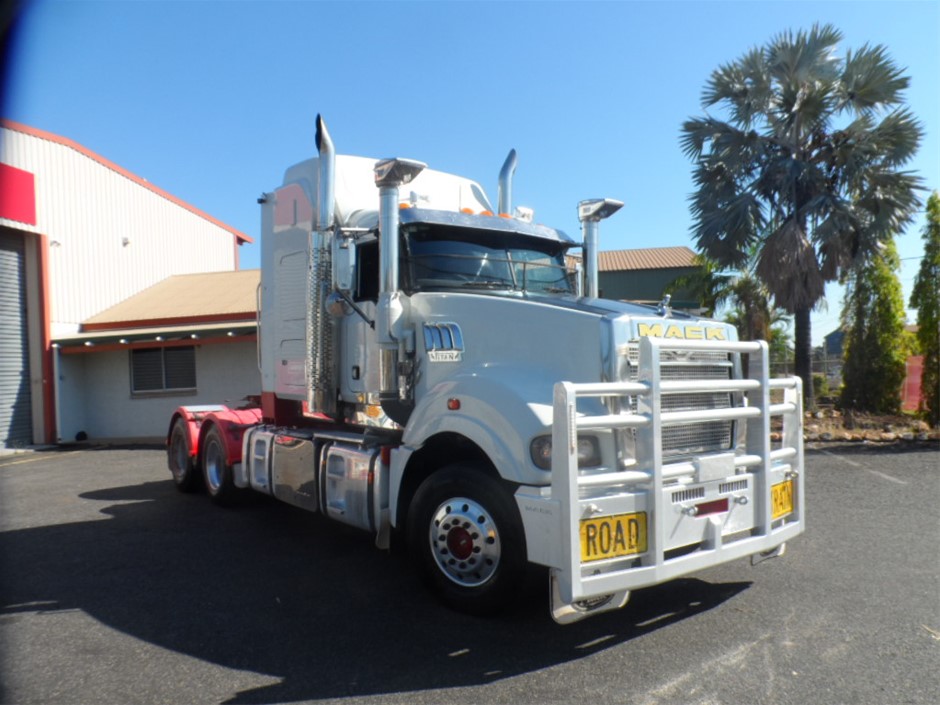 2012 Mack Titan CXX1664T Prime Mover - NT