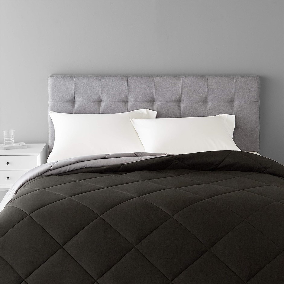 AMAZON BASICS Reversible, Lightweight Microfiber Comforter Blanket - King,