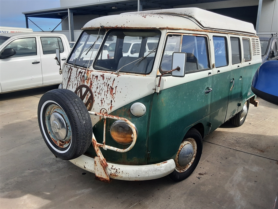 1967 VOLKSWAGEN KOMBI Manual 9 Seats Wagon