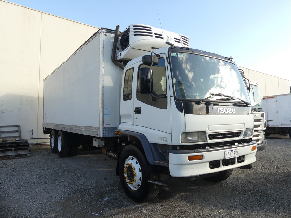 2003 Isuzu  FVR 6 x 2 Refrigerated Body Truck