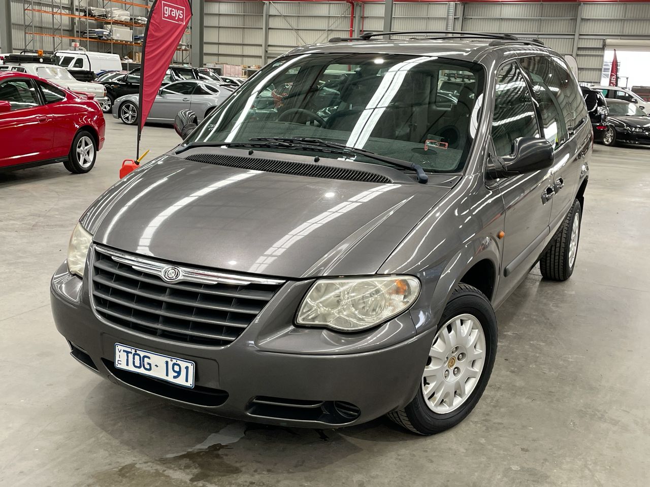 2005 Chrysler Grand Voyager SE  Auto