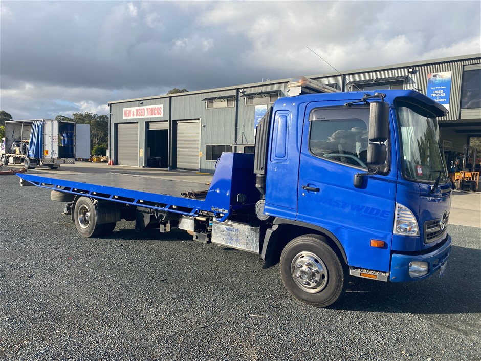 Taree - Tilt Trays, Tippers, Table Tops, Pantech Trucks