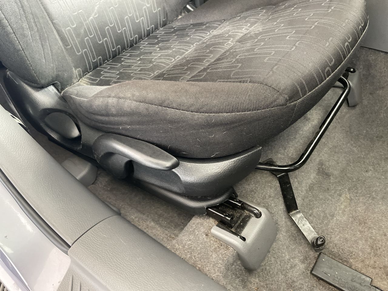 Mazda 6 2025 2003 isofix