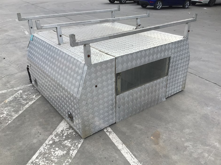 Laverton North & Dandenong South Warehouse Clearance Sale