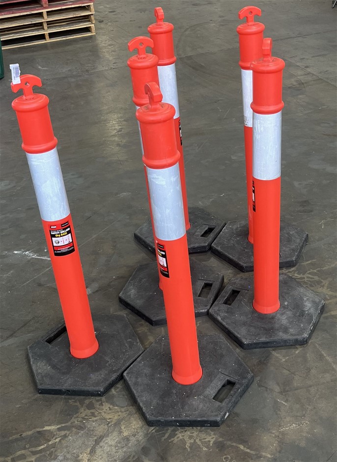 Qty 6 x Builders Edge Safety Bollards With 6kg Base Auction (0061