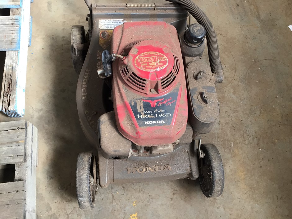 Honda Buffalo Classic Mower Auction 0037 7046333 Grays Australia