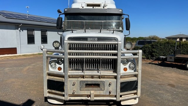 2002 IVECO Power Star 6 x 4 Prime Mover Truck