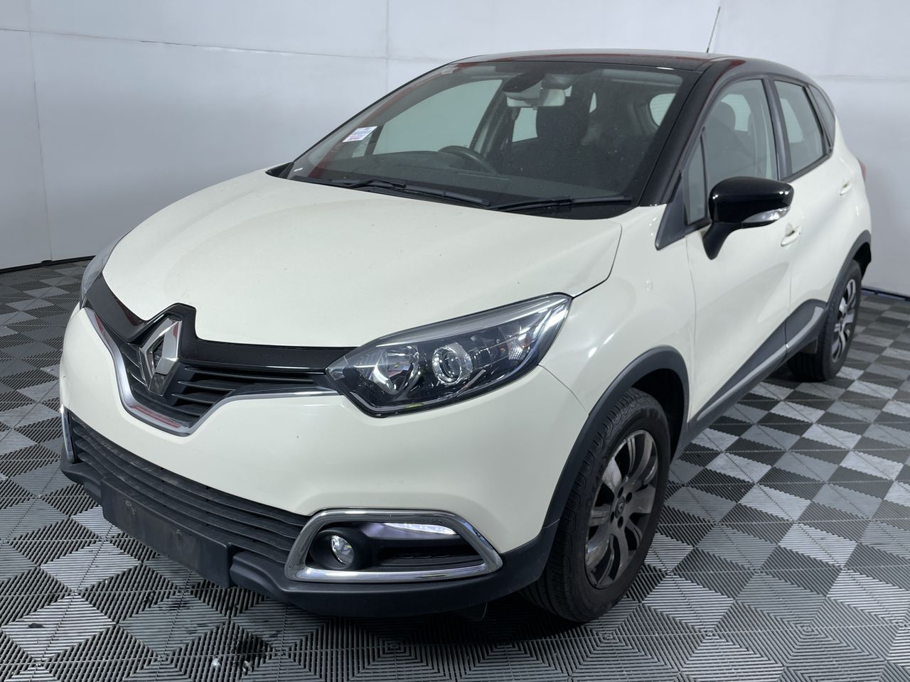 2016 Renault CAPTUR Expression Automatic Wagon