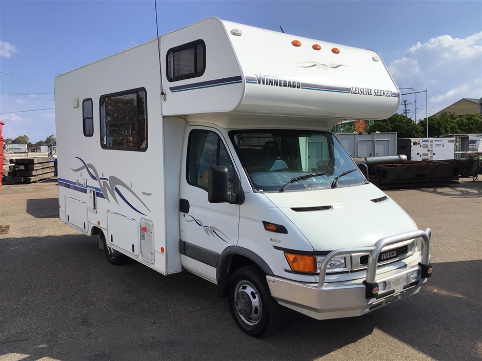 WINNEBAGO LEISURE SEEKER MOTORHOME - NO RESERVE 