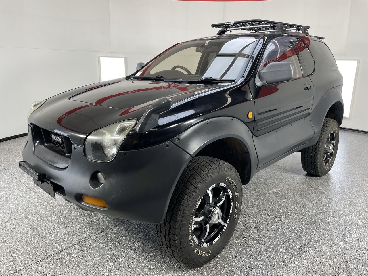 1997 suzu Vehicross Automatic Wagon ( Import) 