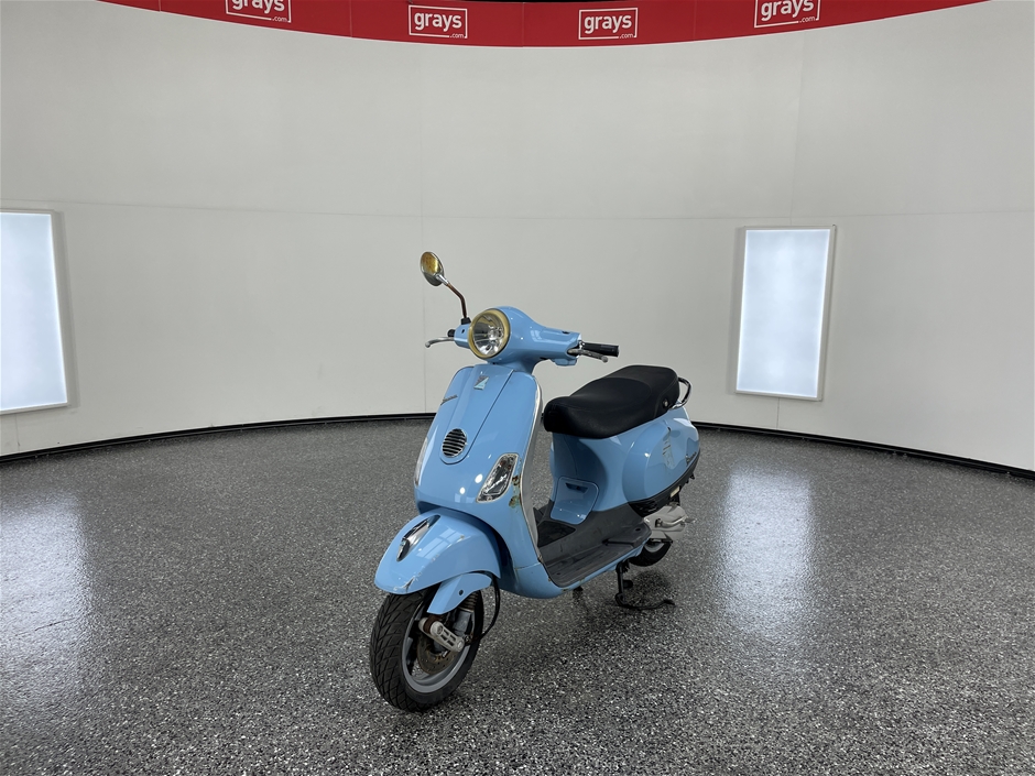 Vespa Psi Automatic Motorbike