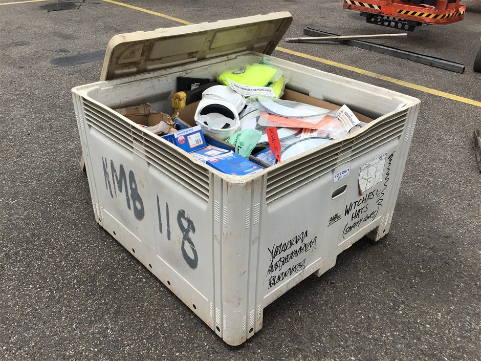 Nally Bin 780 S & Contents Auction (00187047591) Grays Australia