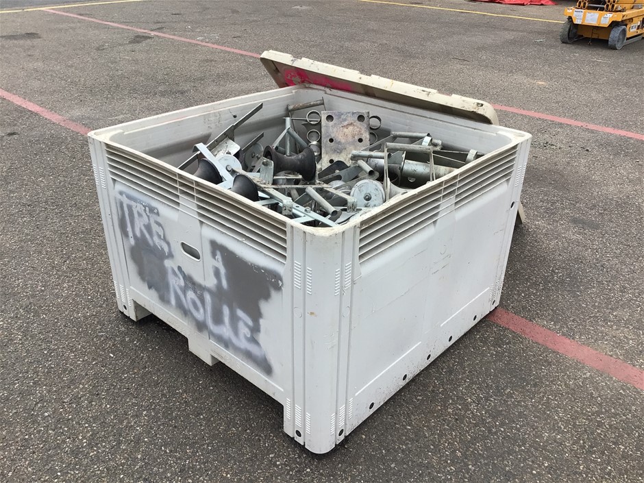Nally Bin 780 S & Contents Auction (00257047591) Grays Australia