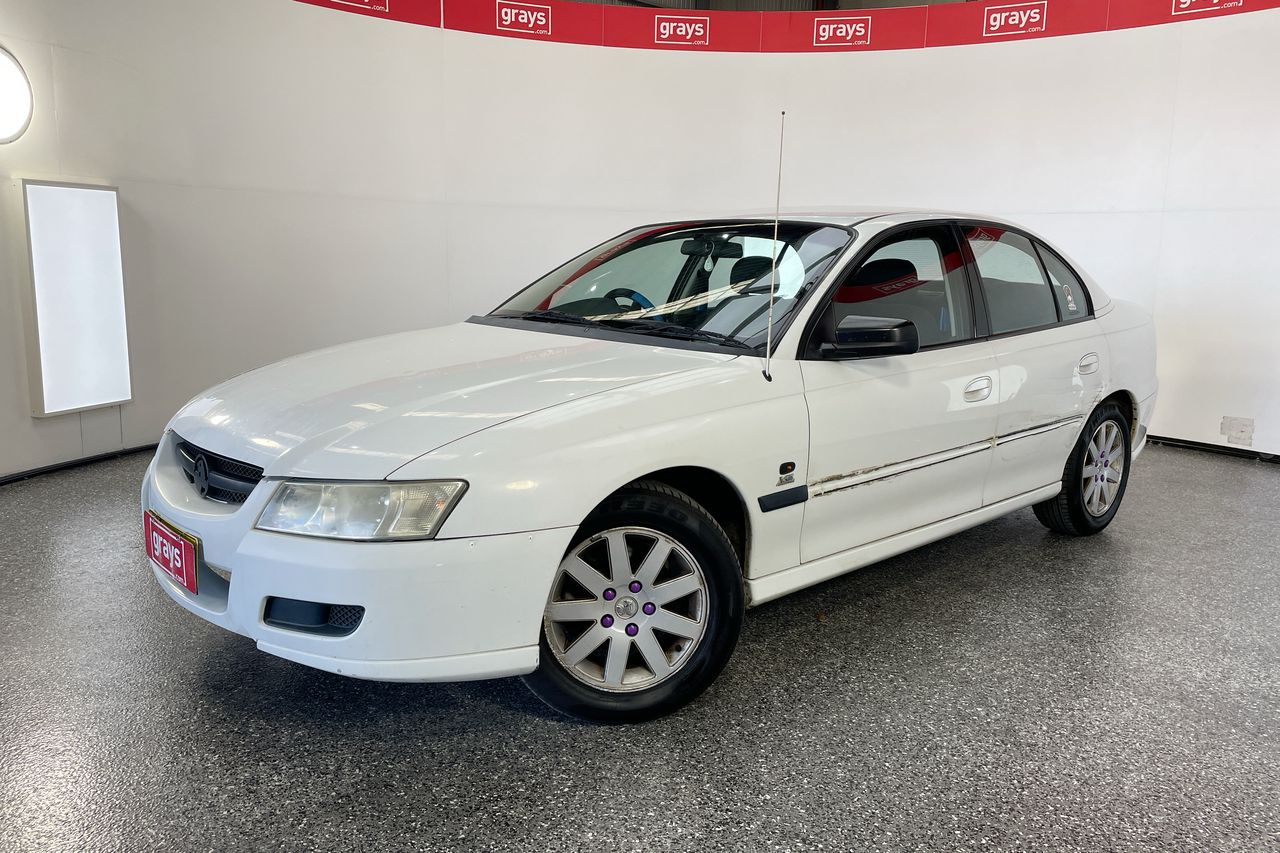 2004 Holden Commodore Executive VZ Automatic Sedan Auction (0001 ...