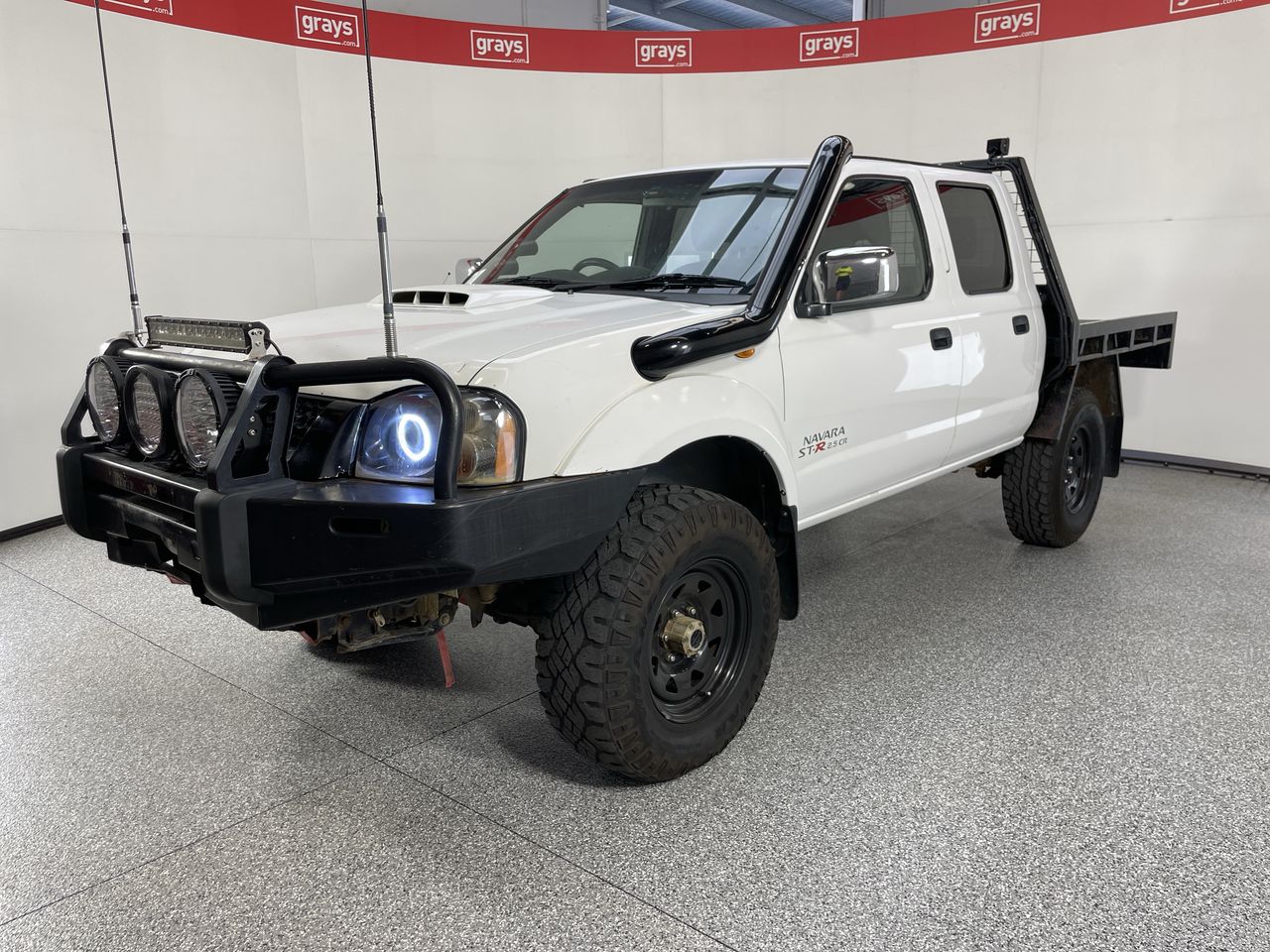 2011 Nissan Navara 4X4 STR D22 Turbo Diesel Manual Dual Cab Auction (000150706075) Grays