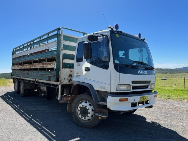 Trucks, Trailers, Agricultural Equipment & Stock