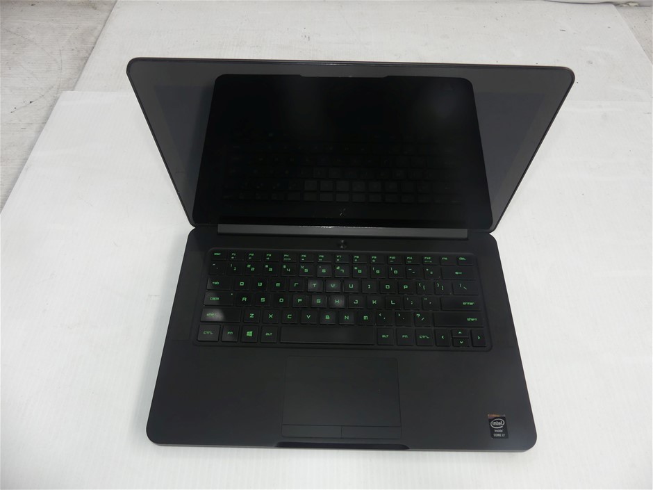 Assorted Notebooks & Gaming Consoles