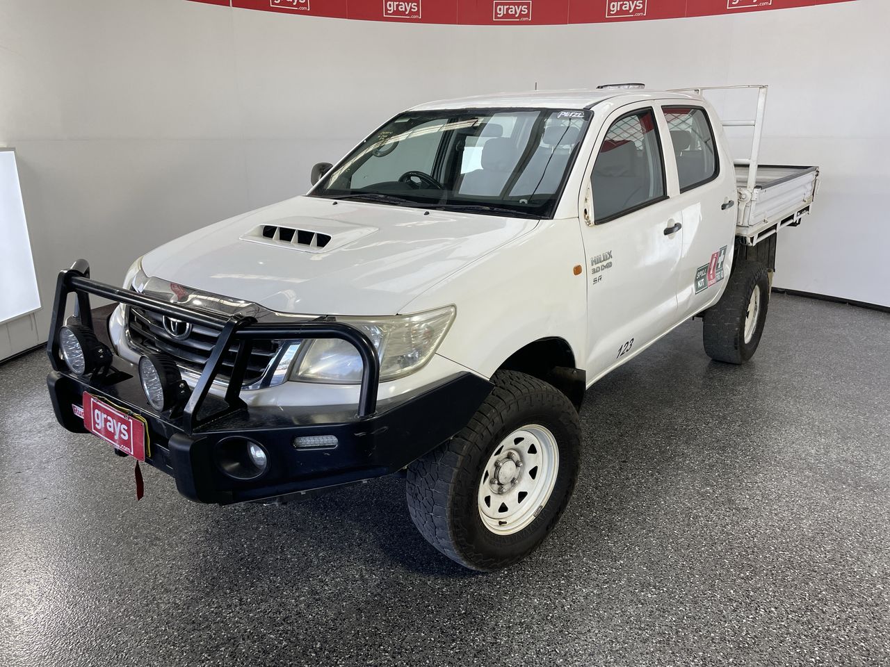 2011 Toyota Hilux SR (4x4) KUN26R Turbo Diesel Manual Crew Cab Chassis ...