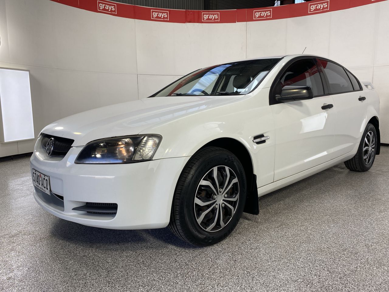 2006 Holden Commodore Omega VE Automatic Sedan