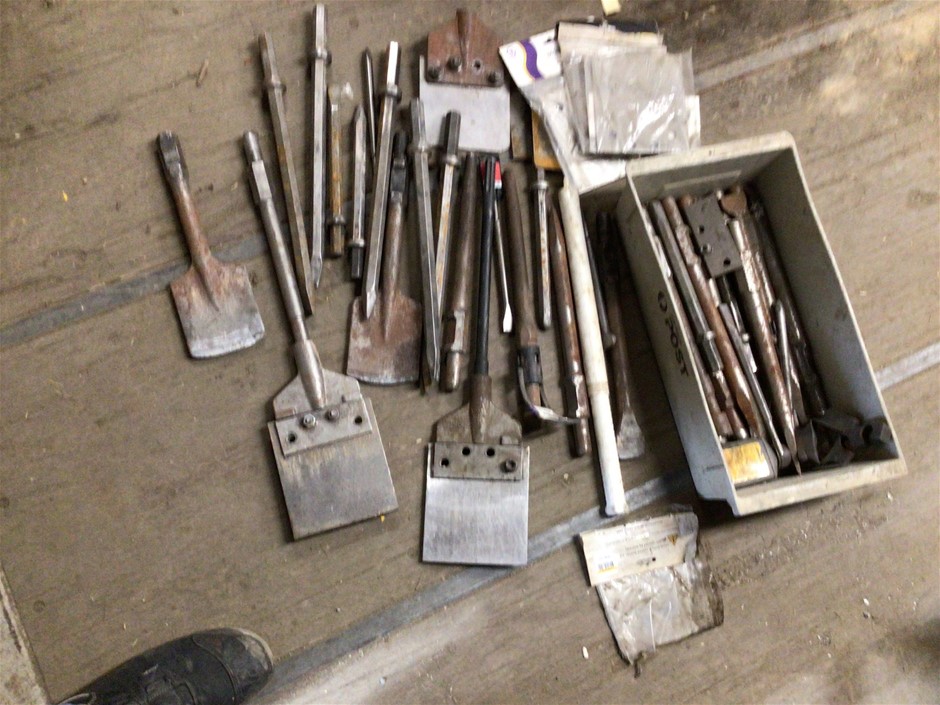 Quantity Of Assorted Demolition Hammer Attachments Auction (0015