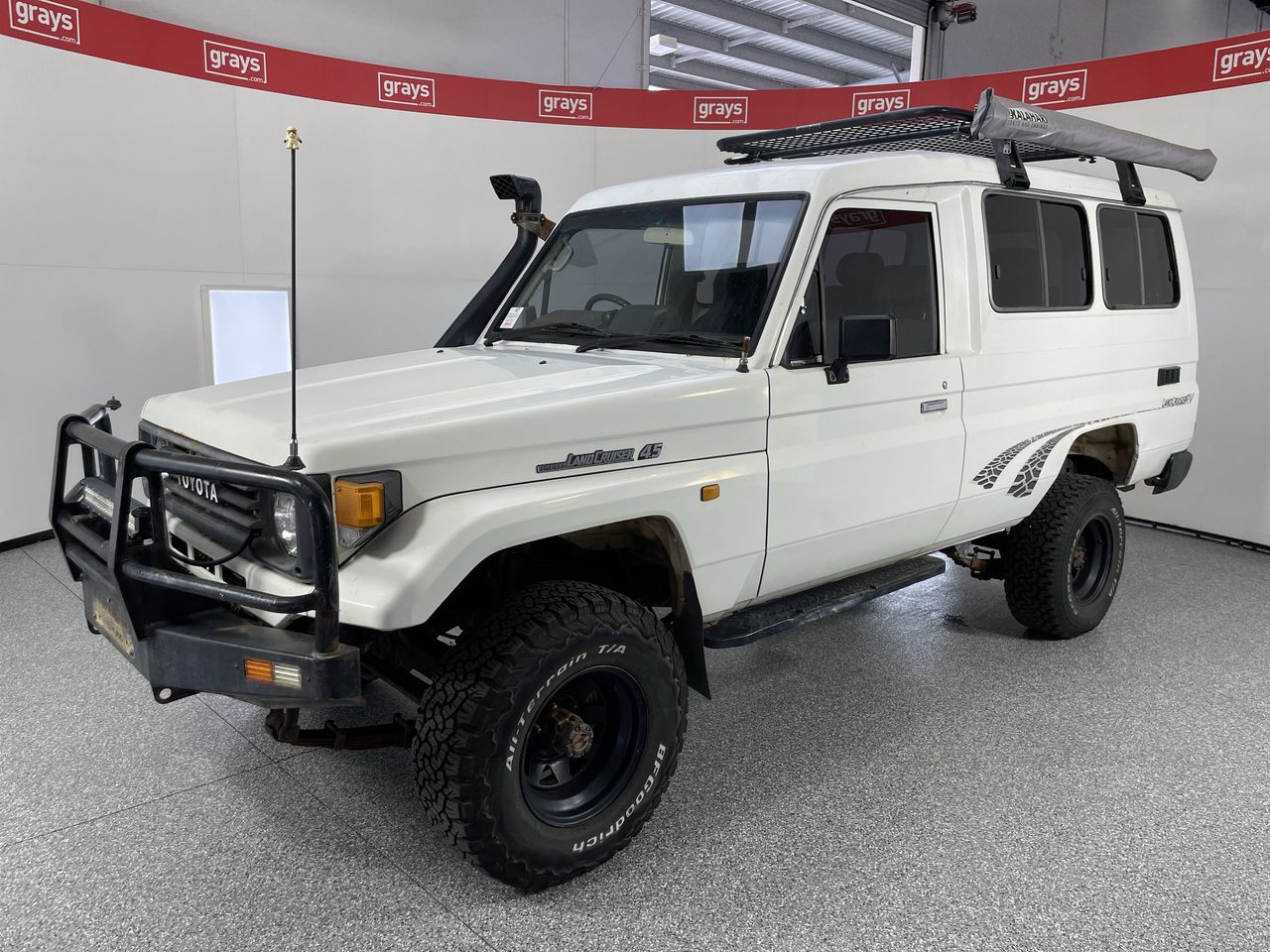 Toyota Landcruiser RV LWB (4x4) FZJ75 Manual(WOVR-INSPECTED)