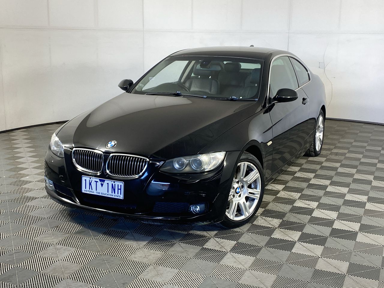 BMW 3 Series 323i E92 Automatic Coupe