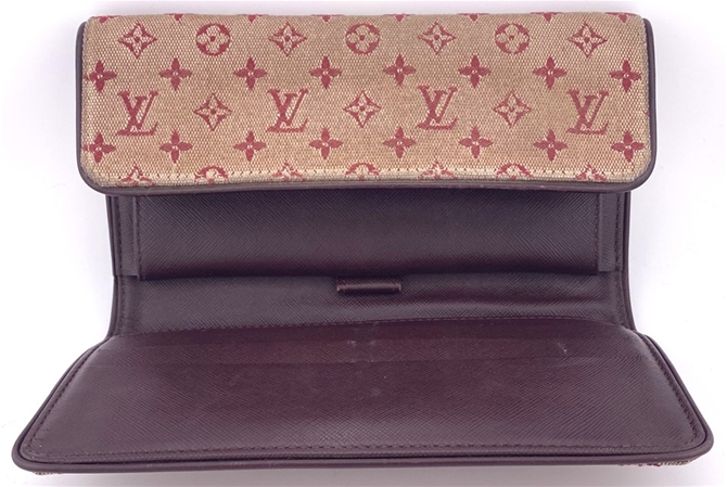 Sold at Auction: Louis Vuitton, LOUIS VUITTON PORTE TRESOR