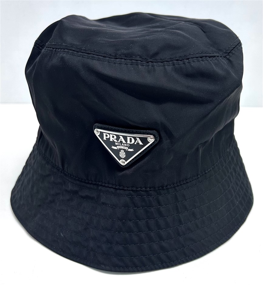 Prada black nylon online bucket hat