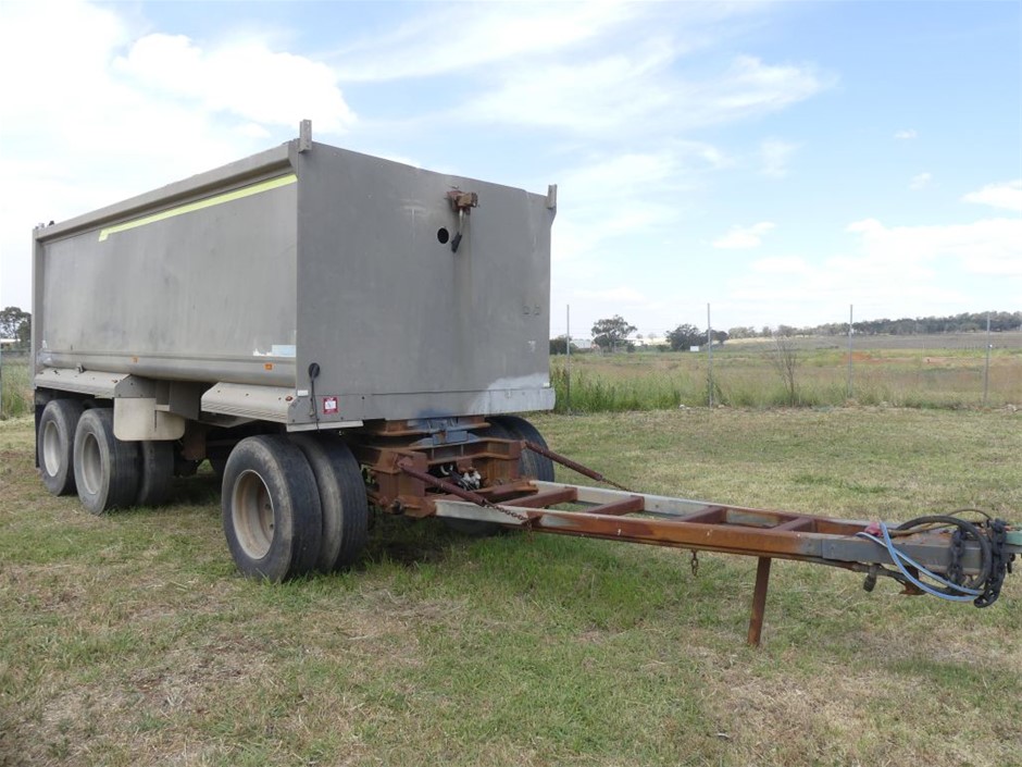 2003 Borcat Bc5003 Dog Trailer (Tipper) Auction (00515054631) Grays