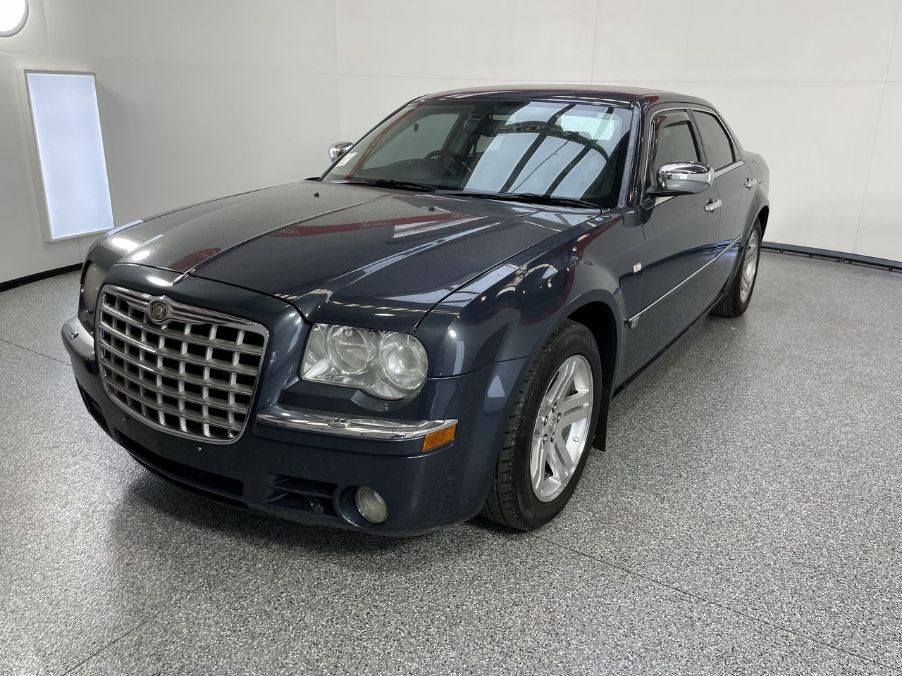 Chrysler Handler In Der Nahe